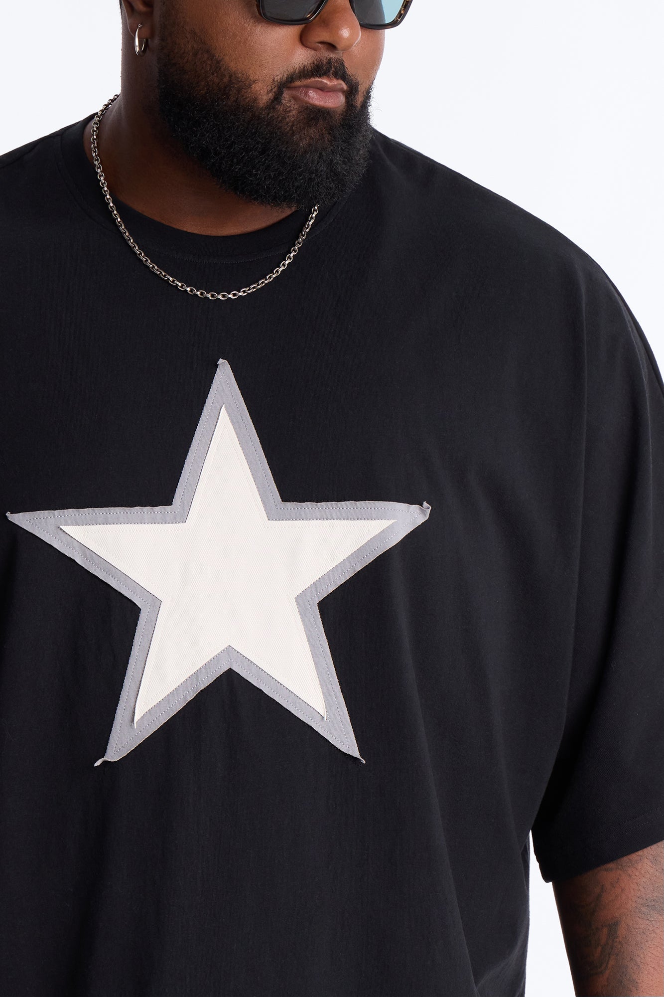 Premium Oversized Star Patch Short Sleeve Tee - Black