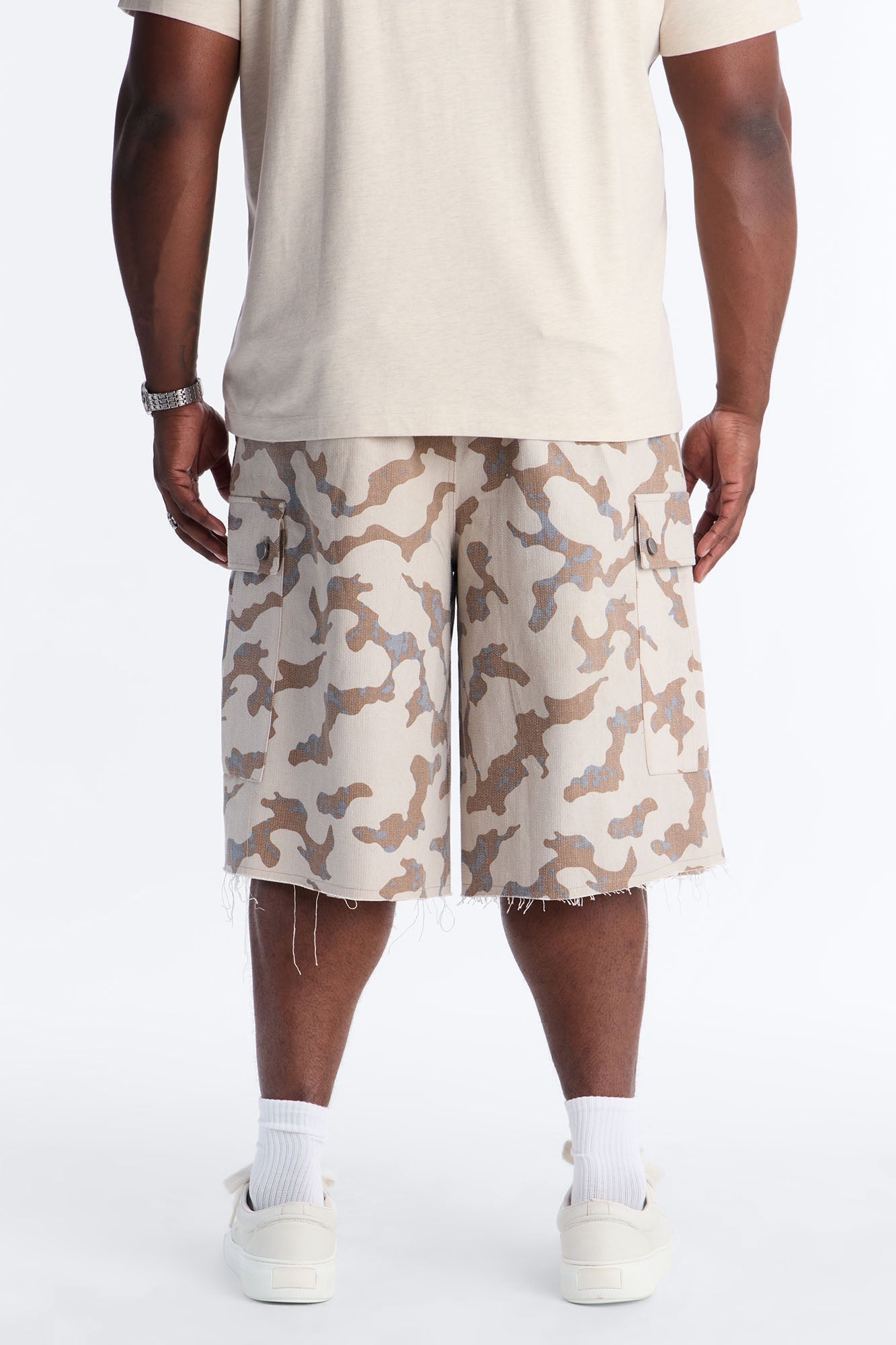 Baggy Subtle Distressed Short - Grey