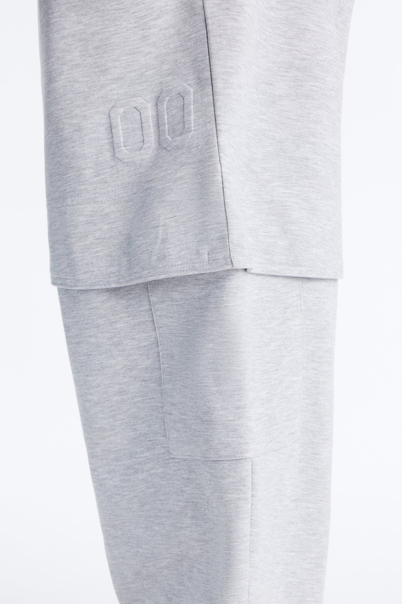 Structured Fleece Embossed Cargo Joggers - Heather Grey