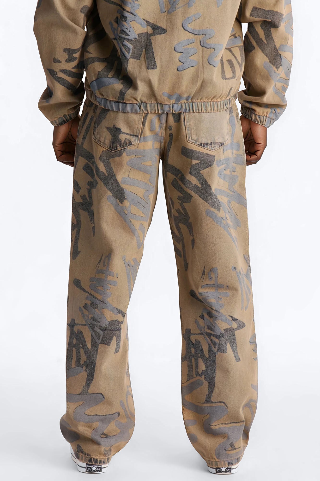 Vintage Graffiti Barrel Jeans - Vintage Wash