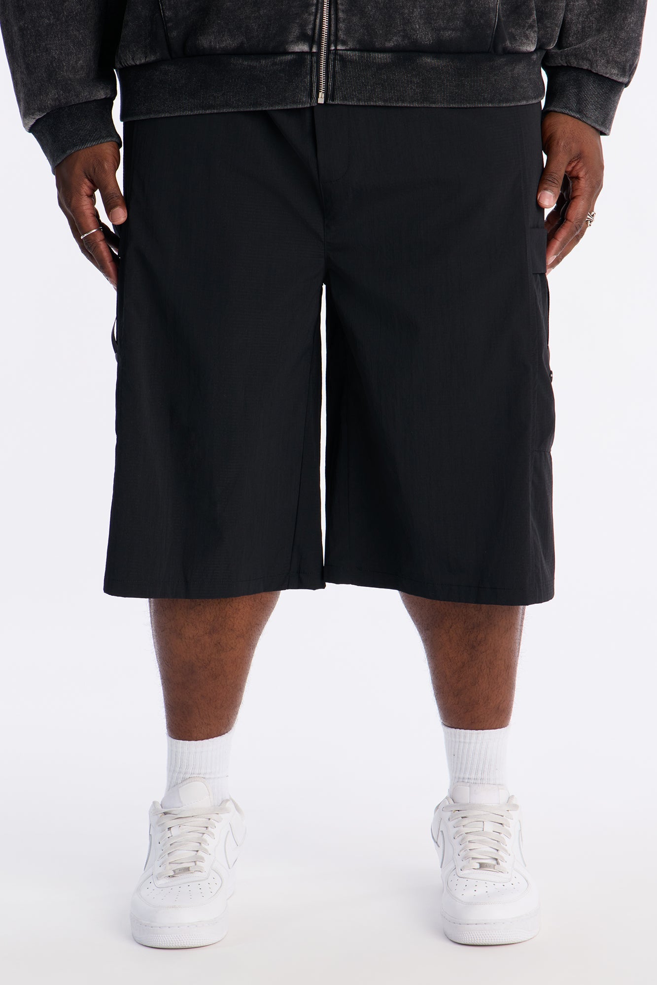 Relaxed Ninth Element Tech Short - Black