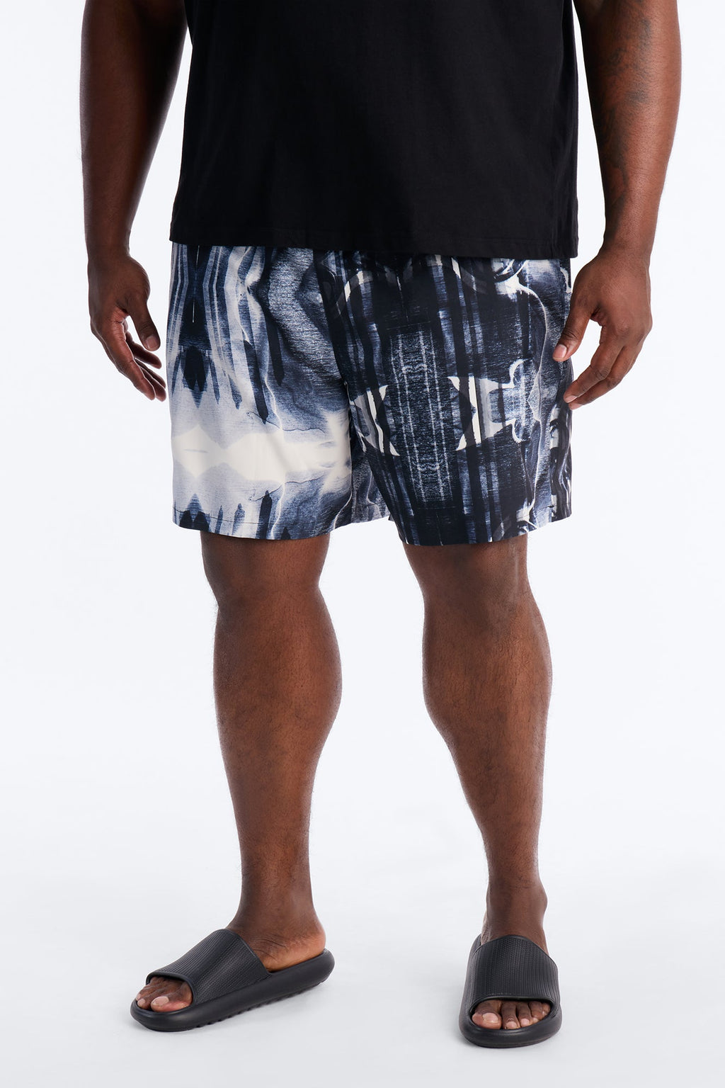Abstract Oxide Printed Swim Trunk 7″ - Black