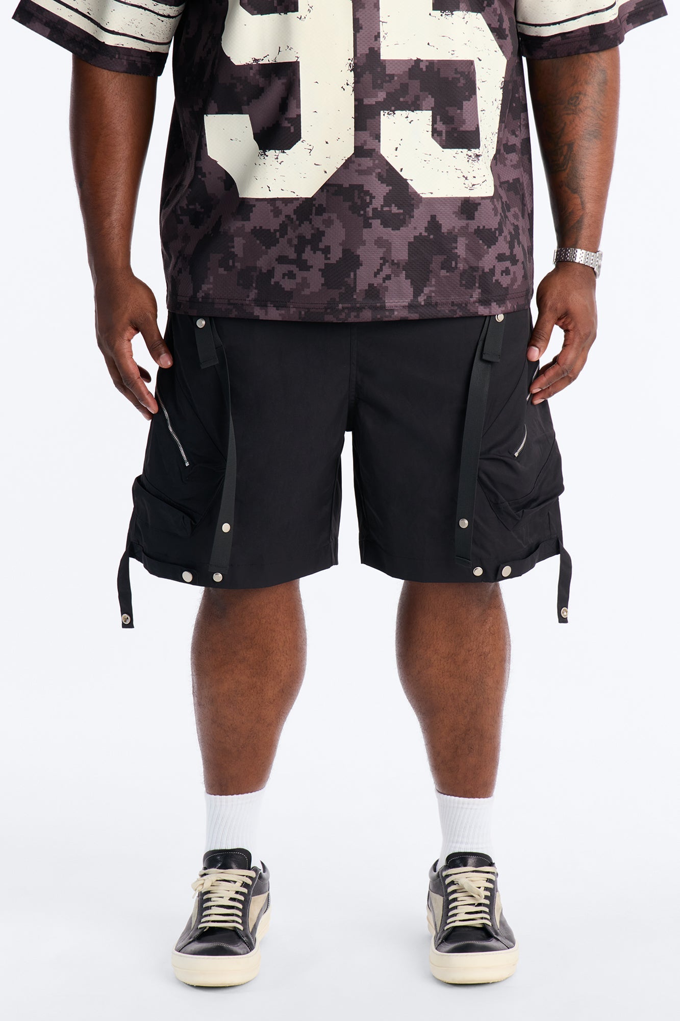 Relaxed Pearson Gates Multi Straps Utility Short - Black