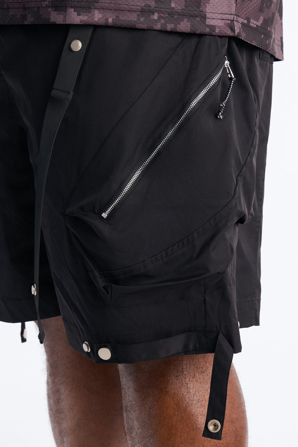 Relaxed Pearson Gates Multi Straps Utility Short - Black