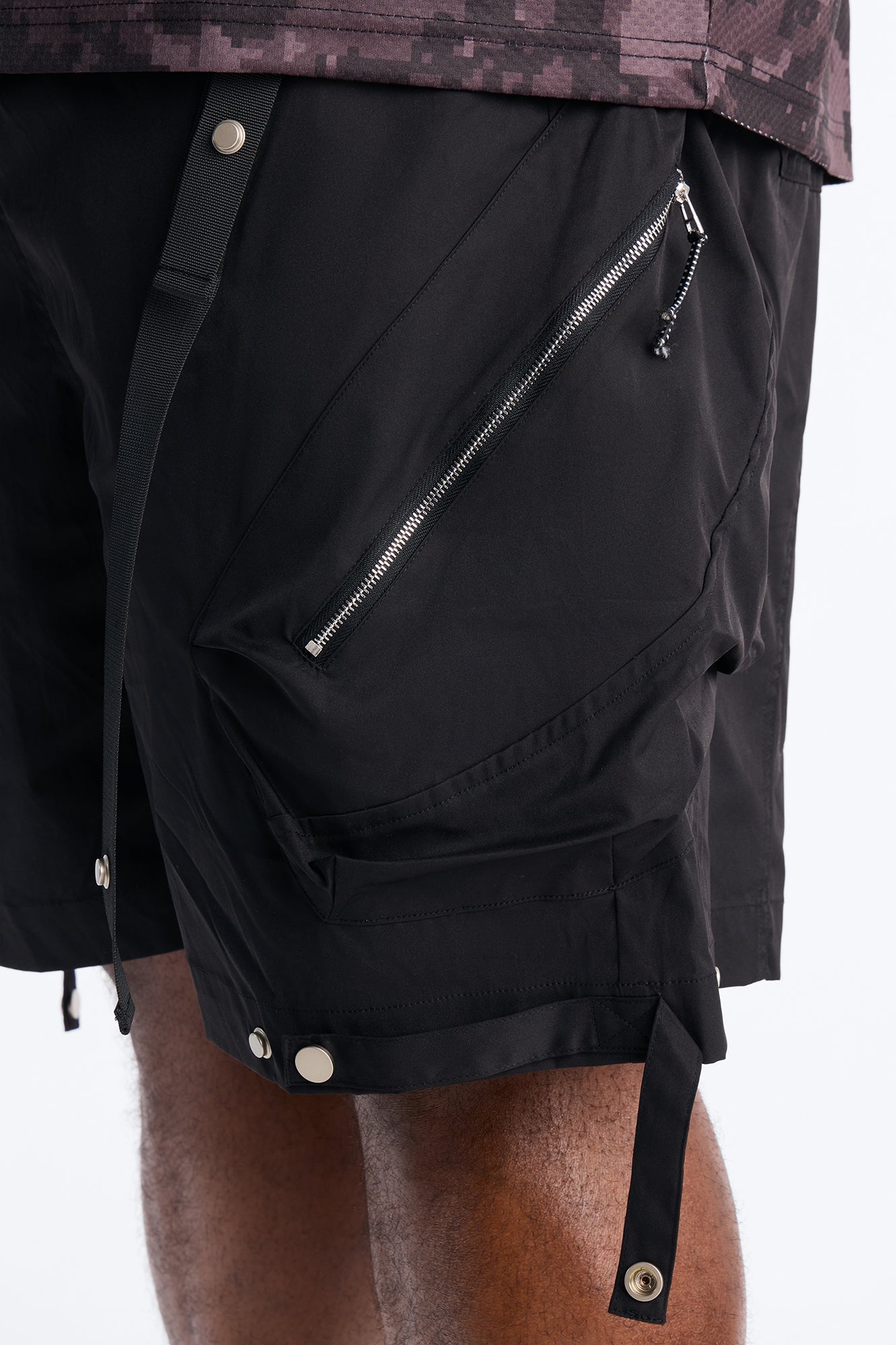 Relaxed Pearson Gates Multi Straps Utility Short - Black