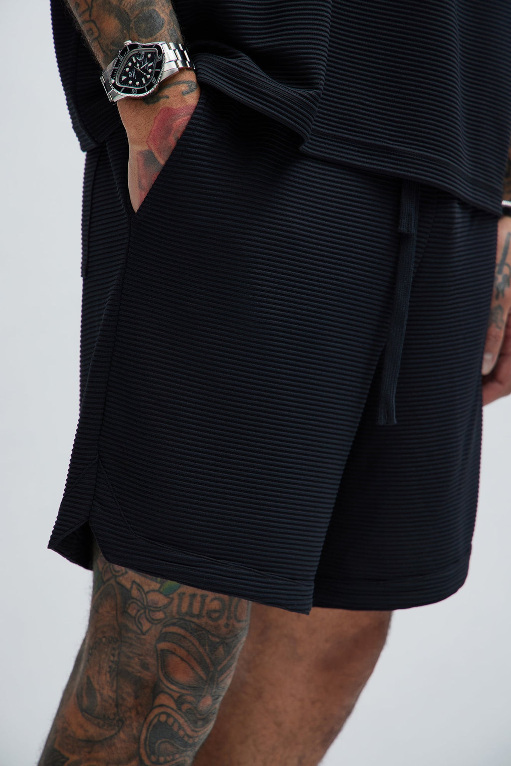 Zyler Textured Shorts - Black