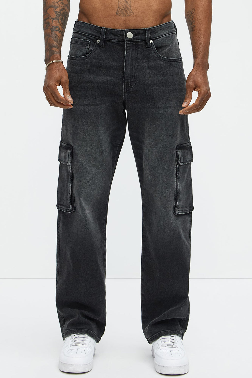 Classic Straight Cargo Jeans - Black Wash
