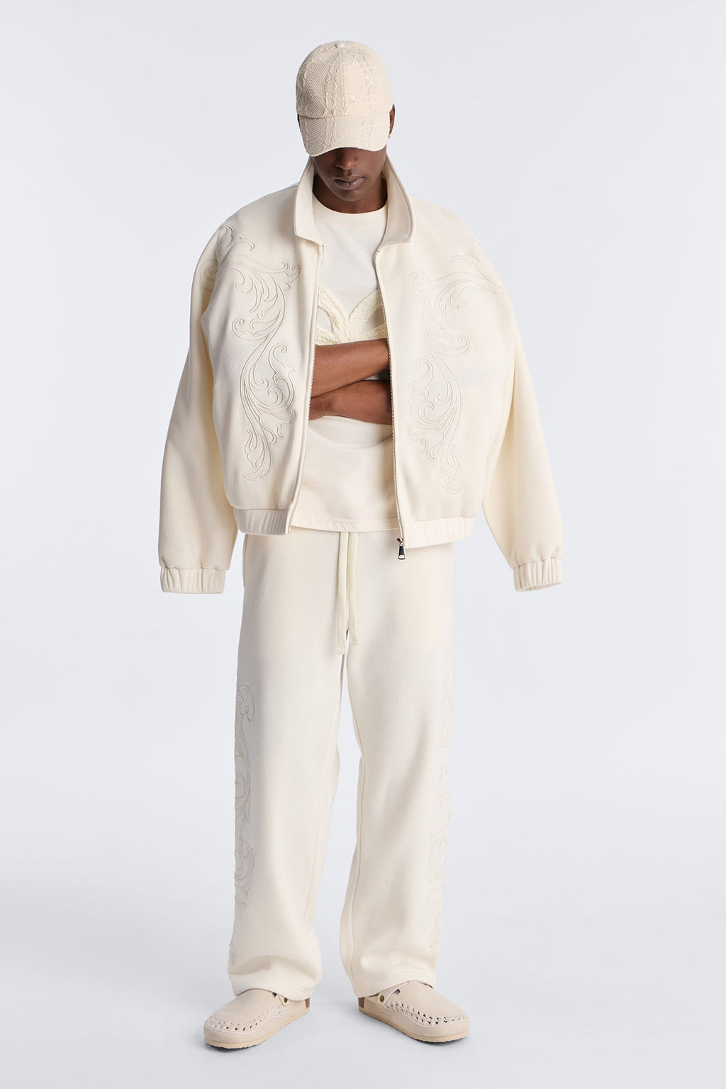Embroidery Fleur Oversized Cropped Fleece Jacket - Cream