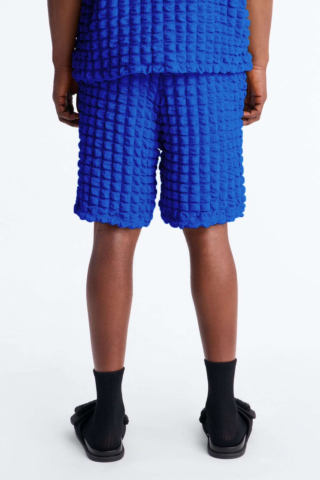 Relaxed Effervesce Textured Short - Blue