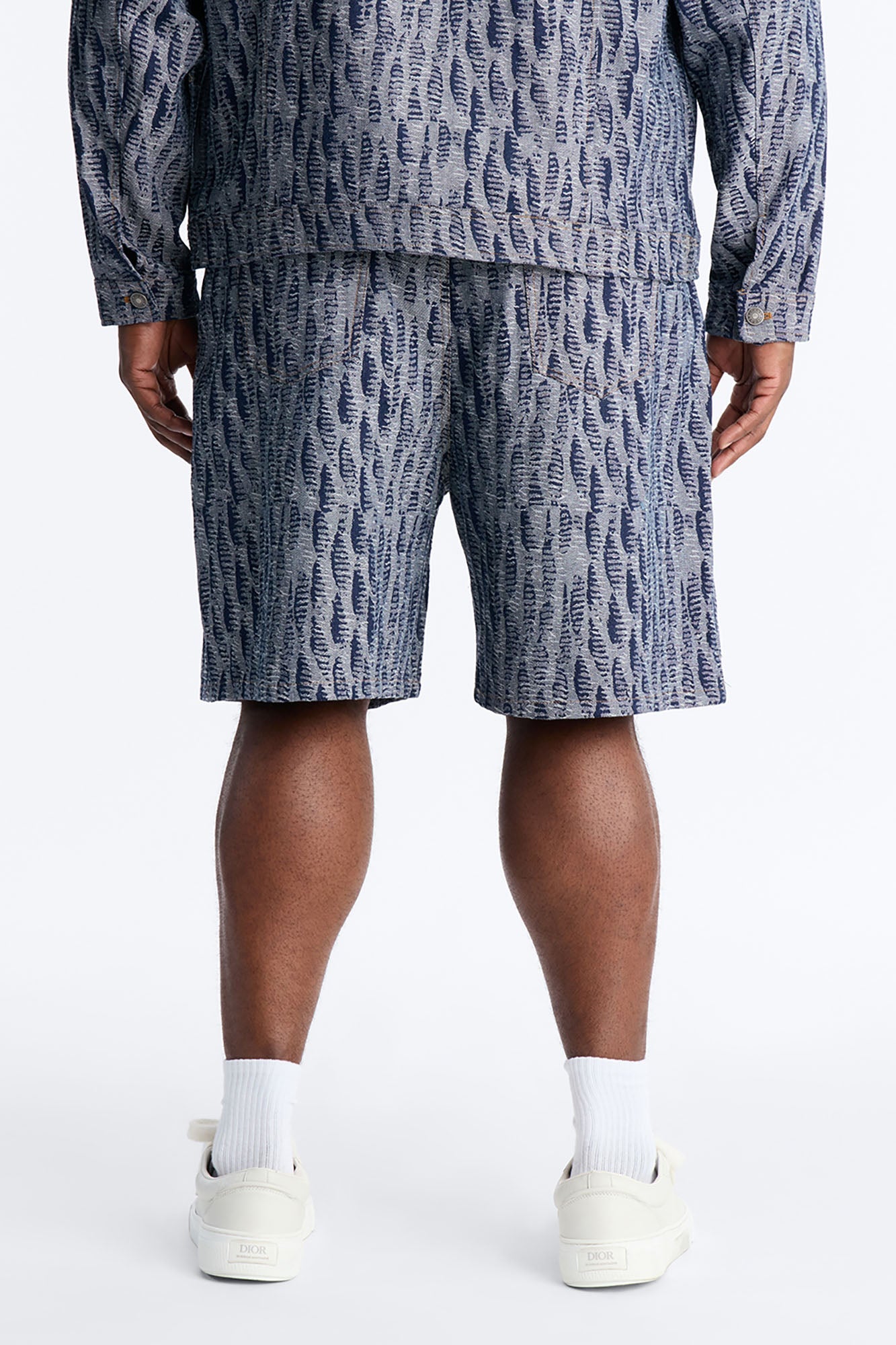 Relaxed Matrix Jacquard Denim Short - Dark Wash