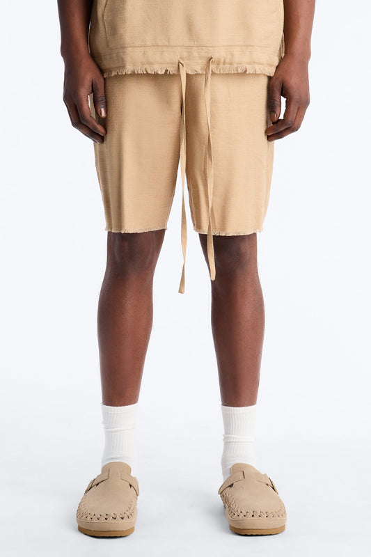Relaxed Tropic Fearless Frayed Short - Tan