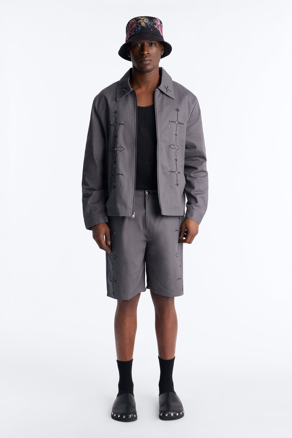 Relaxed Vatican City Stitched Embellished Short - Grey