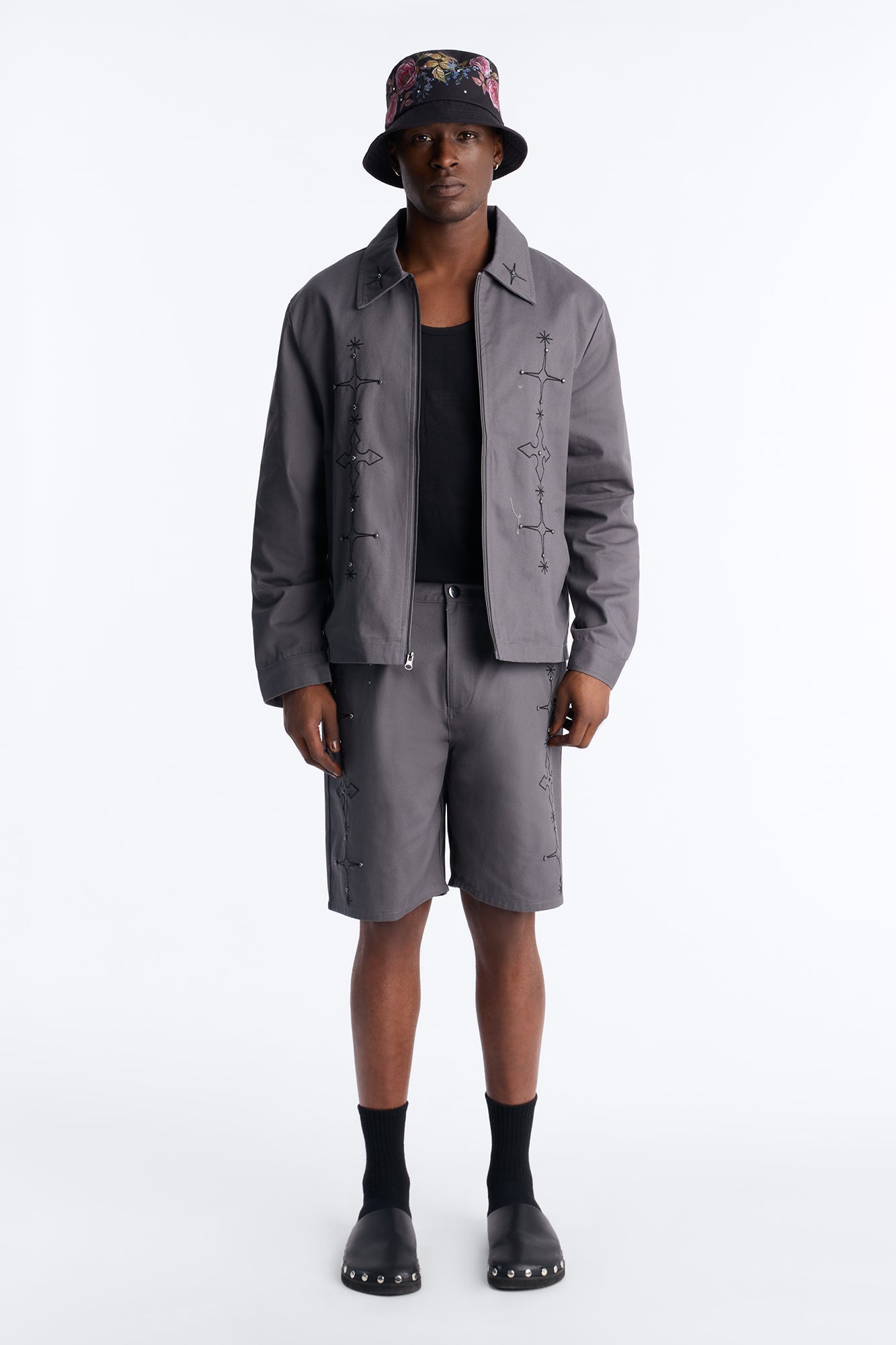 Relaxed Vatican City Stitched Embellished Short - Grey