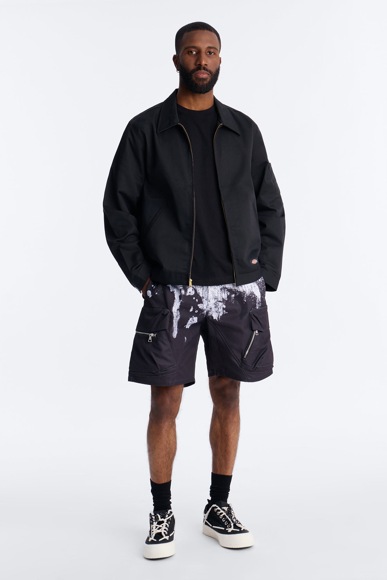 Relaxed Traveling Artist Short - Black/White