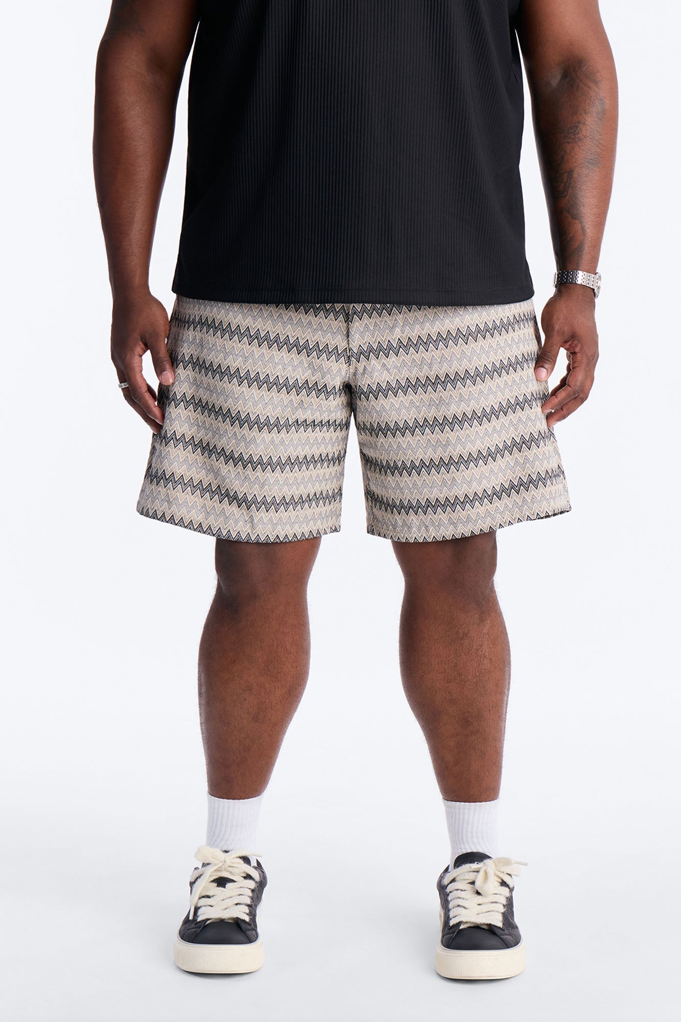 Relaxed Chevron City Textured Short - Cream
