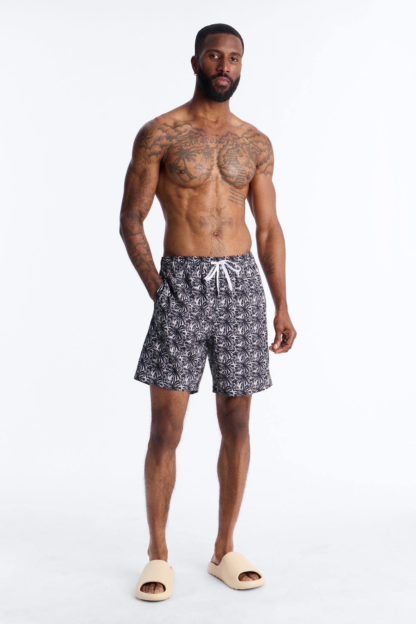 Abstract Savanna Floral Swim Trunk 7″ - Sand