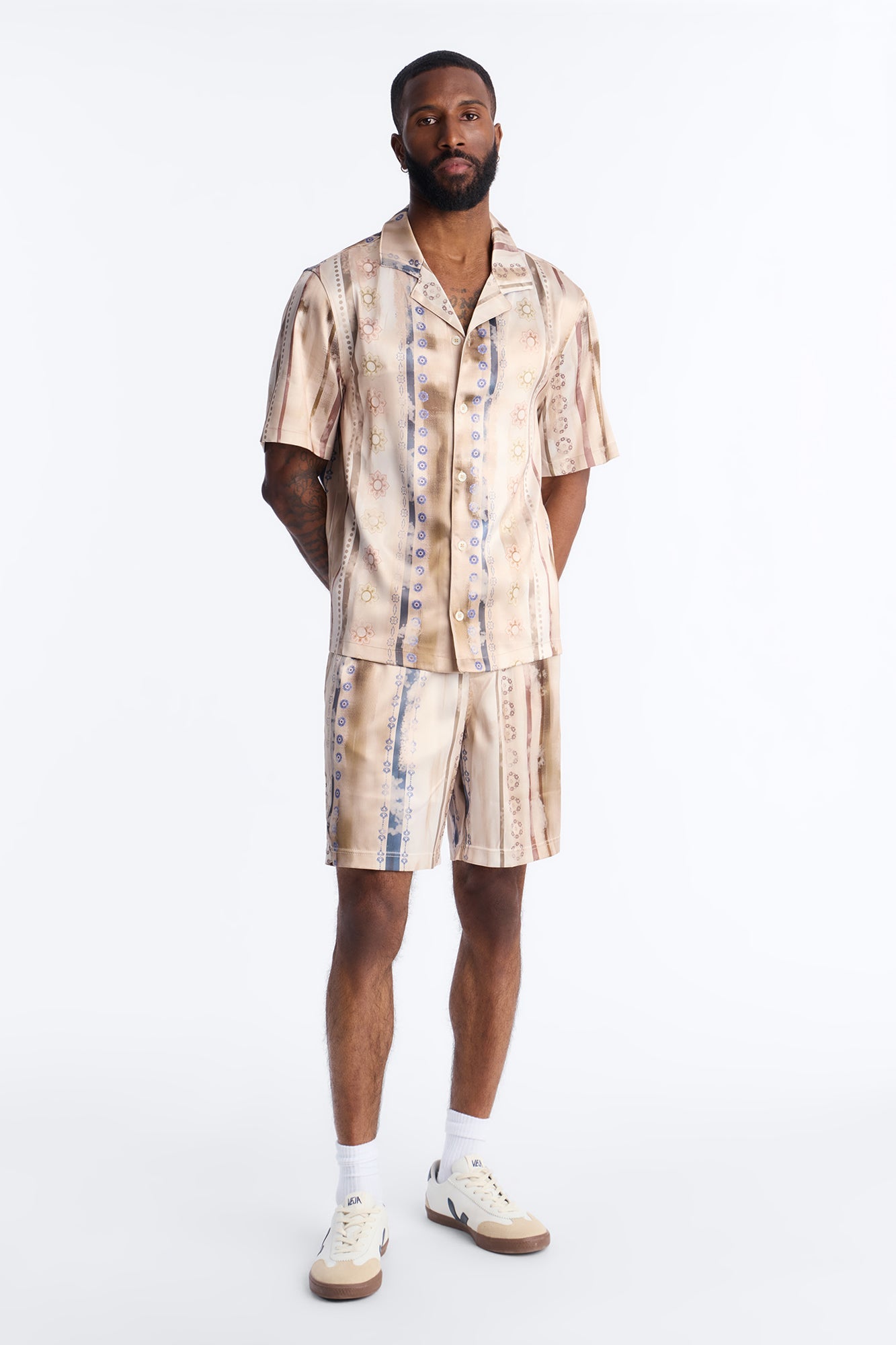 Relaxed Rosewood Short - Brown