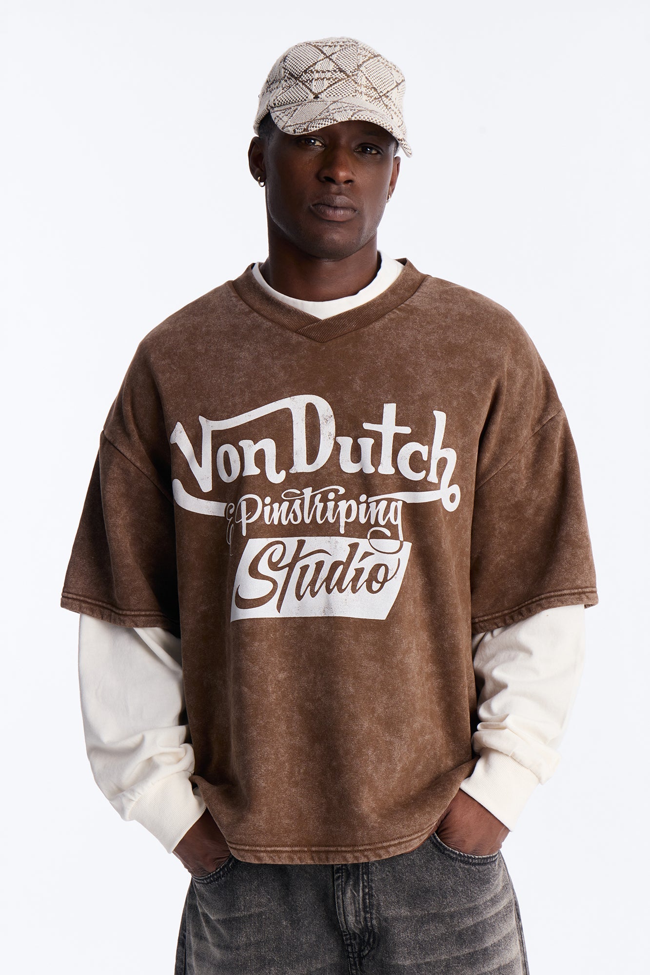 Von Dutch Studio Oversized Fleece Twofer - Brown