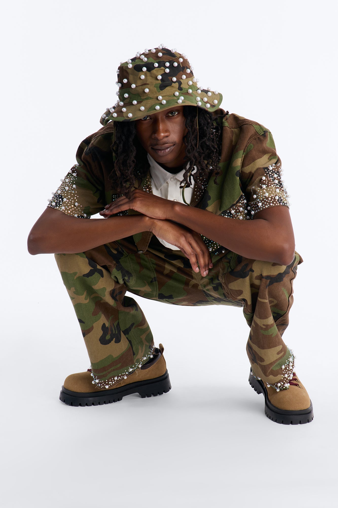 Cropped Pearl World Embellished Shirt - Camouflage