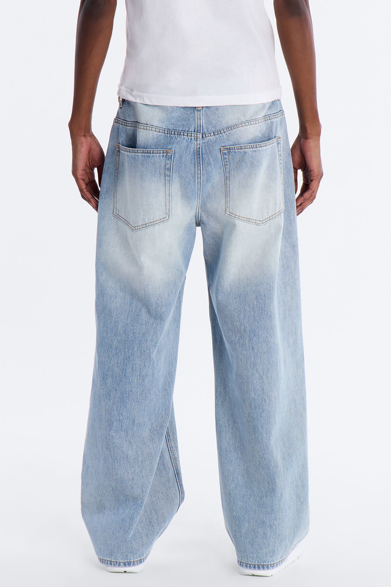 Essential Destroyed Baggy Rigid Jean - Light Blue Wash