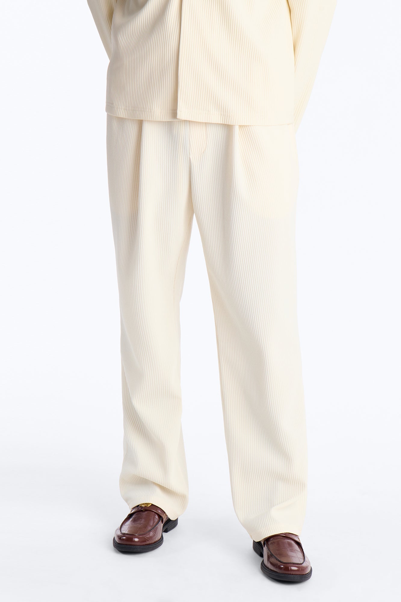 Show Up Straight Pleated Casual Trouser - Cream
