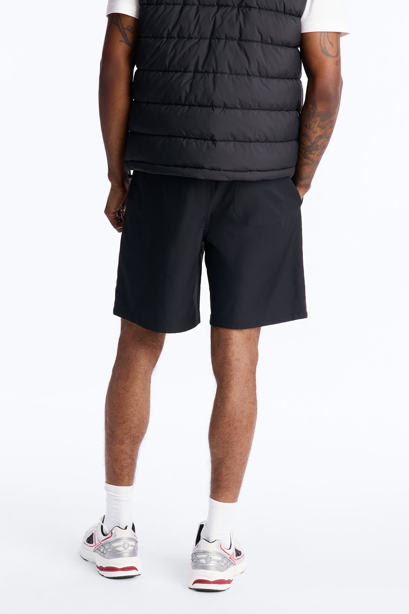 Relaxed City Relay Short - Black