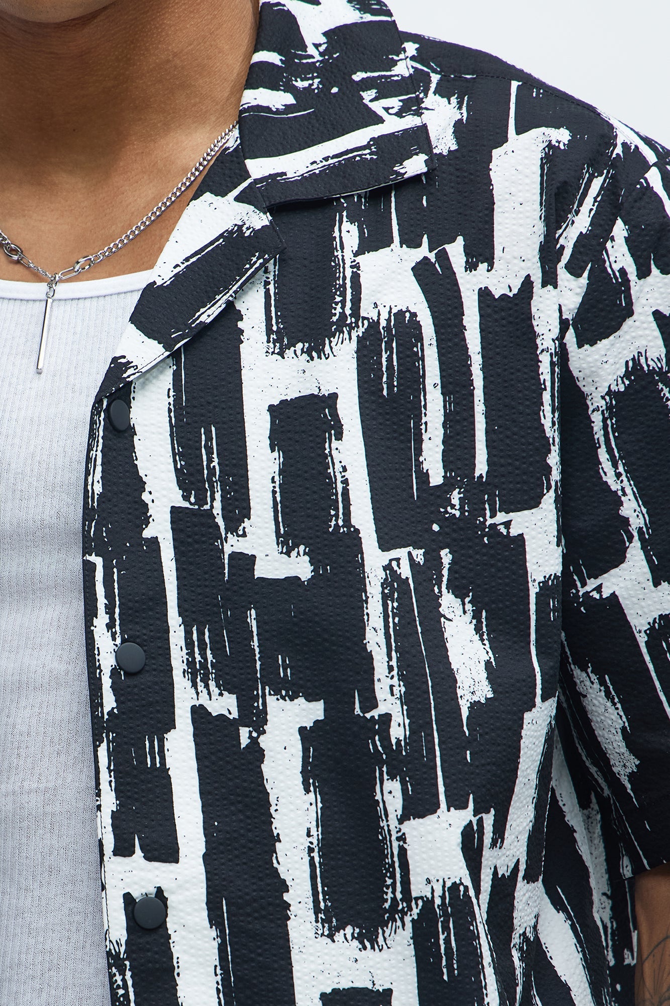 Seersucker Printed Short Sleeve Cuban Collar Shirt - Black/combo