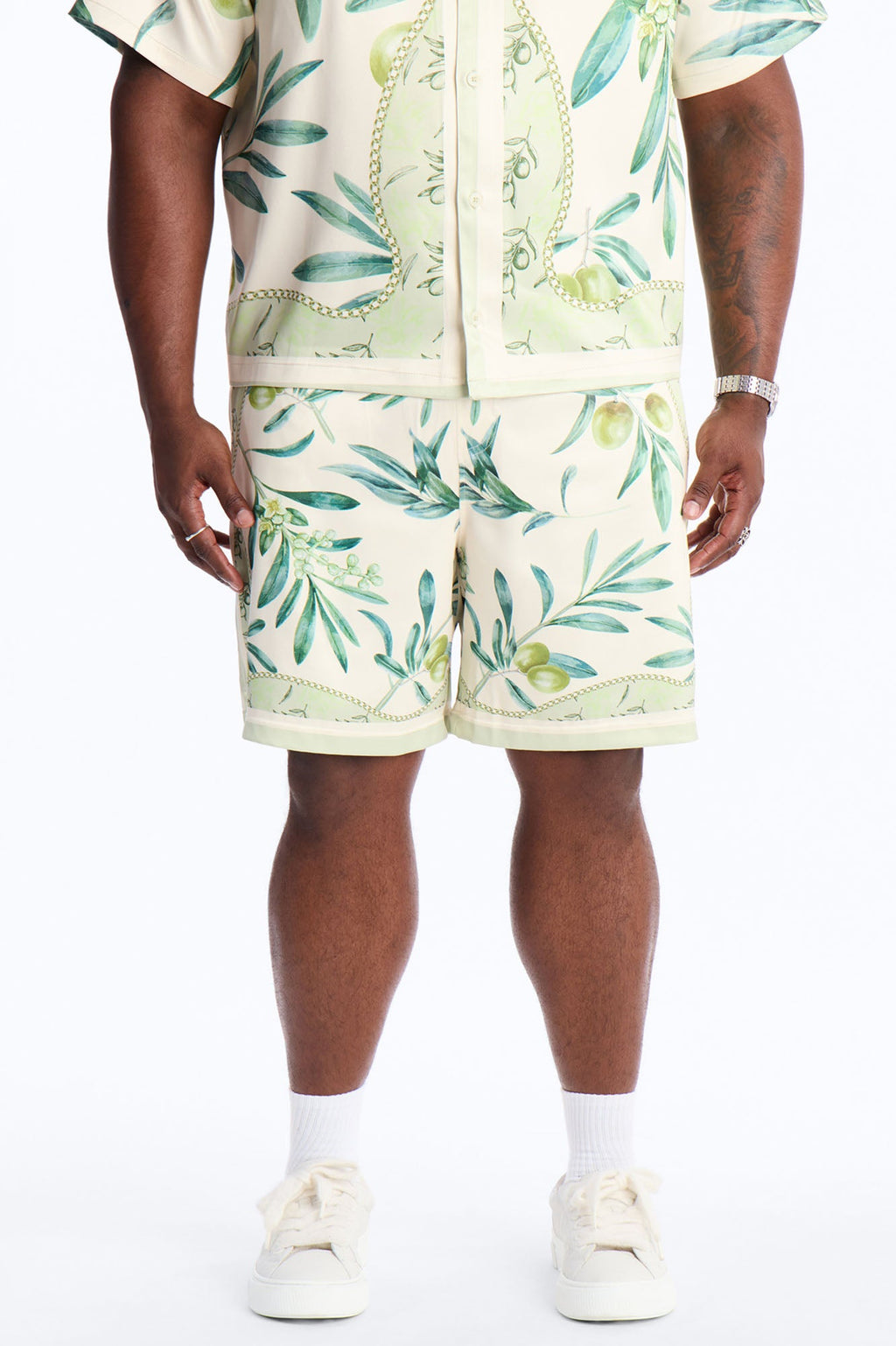 Relaxed Mediterranean Orchard Short - Green
