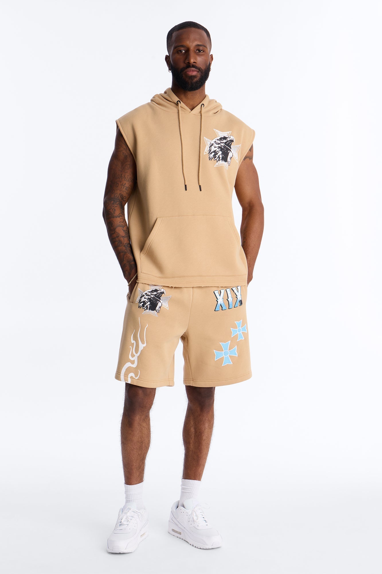Eagles Fly Sweatshorts - Khaki