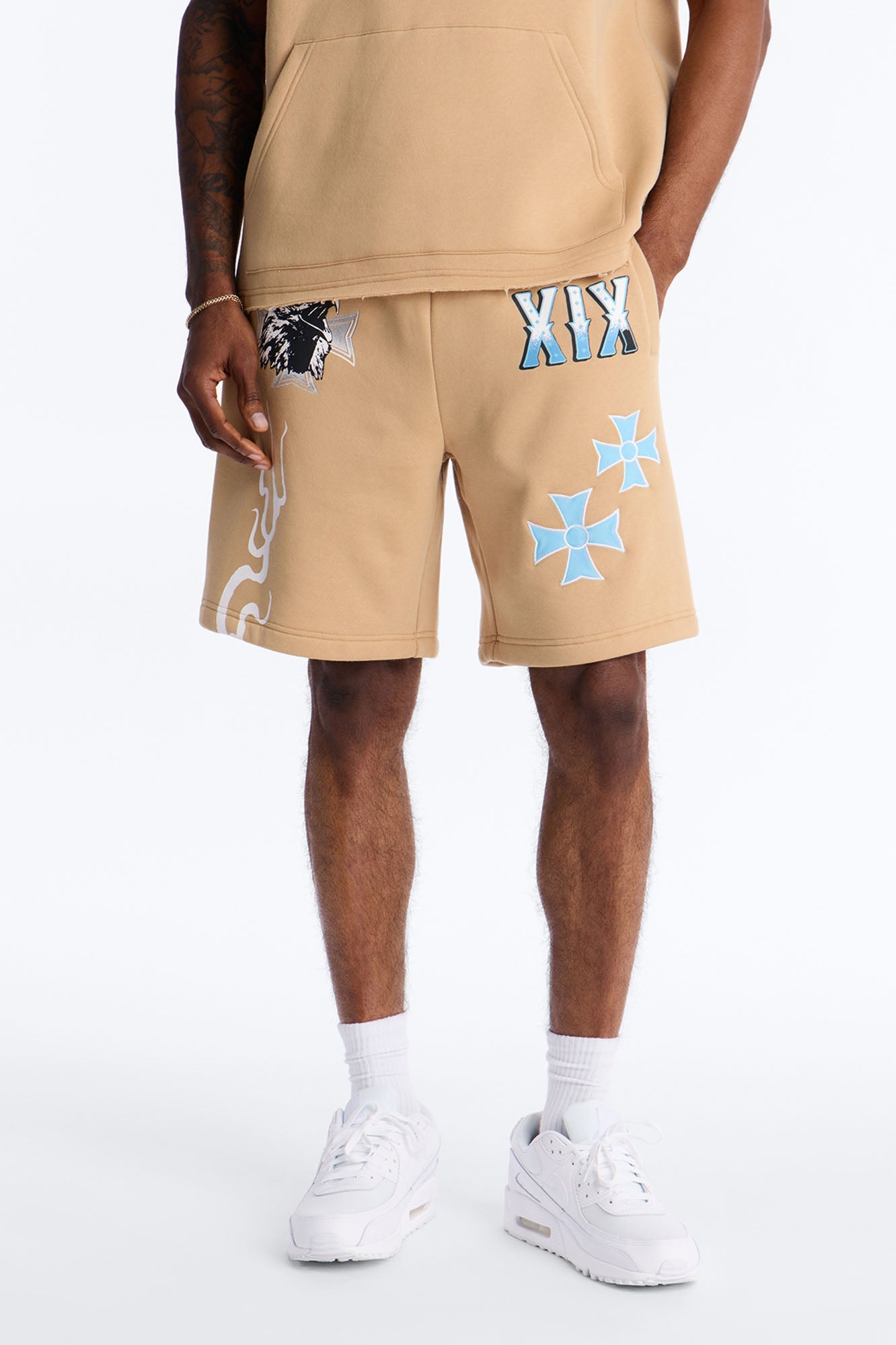 Eagles Fly Sweatshorts - Khaki