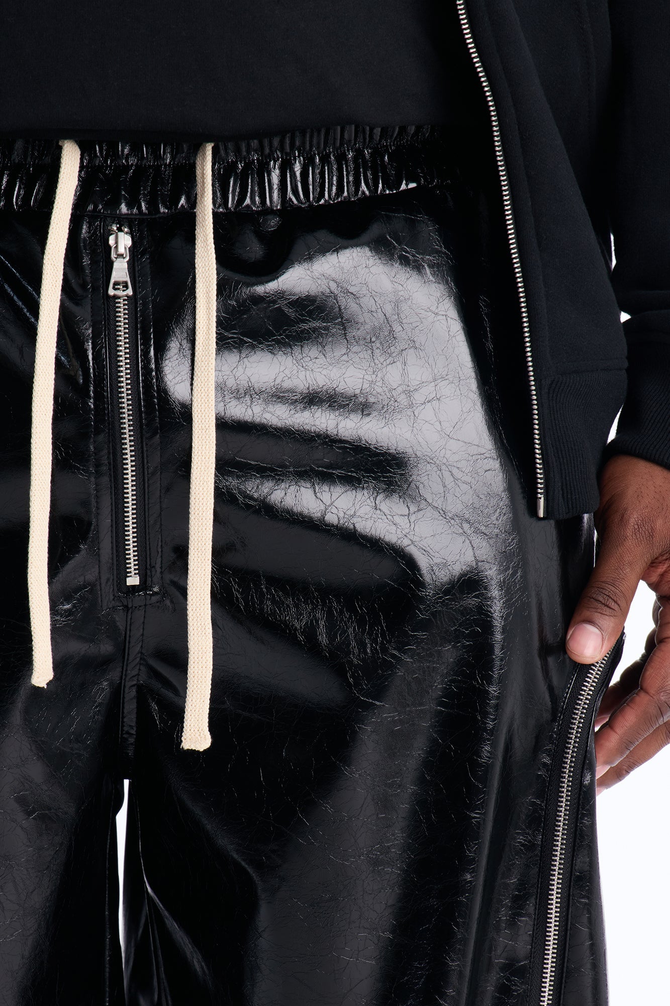 Relaxed Concordia Faux Leather Short - Black