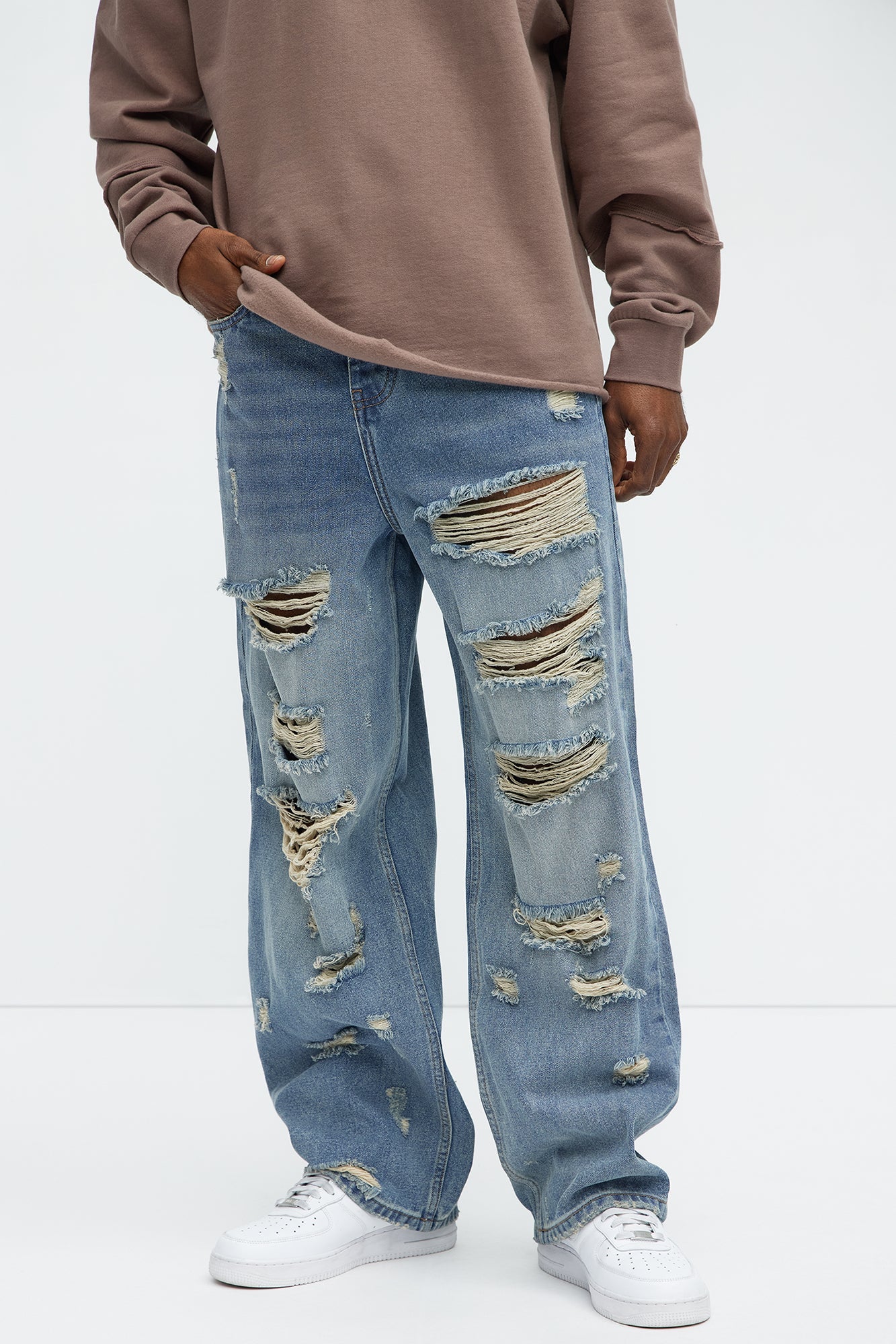 Jefferey Distressed Baggy Jeans - Medium Blue Wash