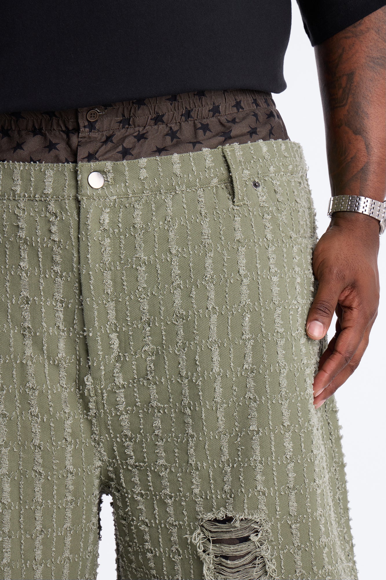 Baggy Double Waisted Stars And Distressed Short - Olive