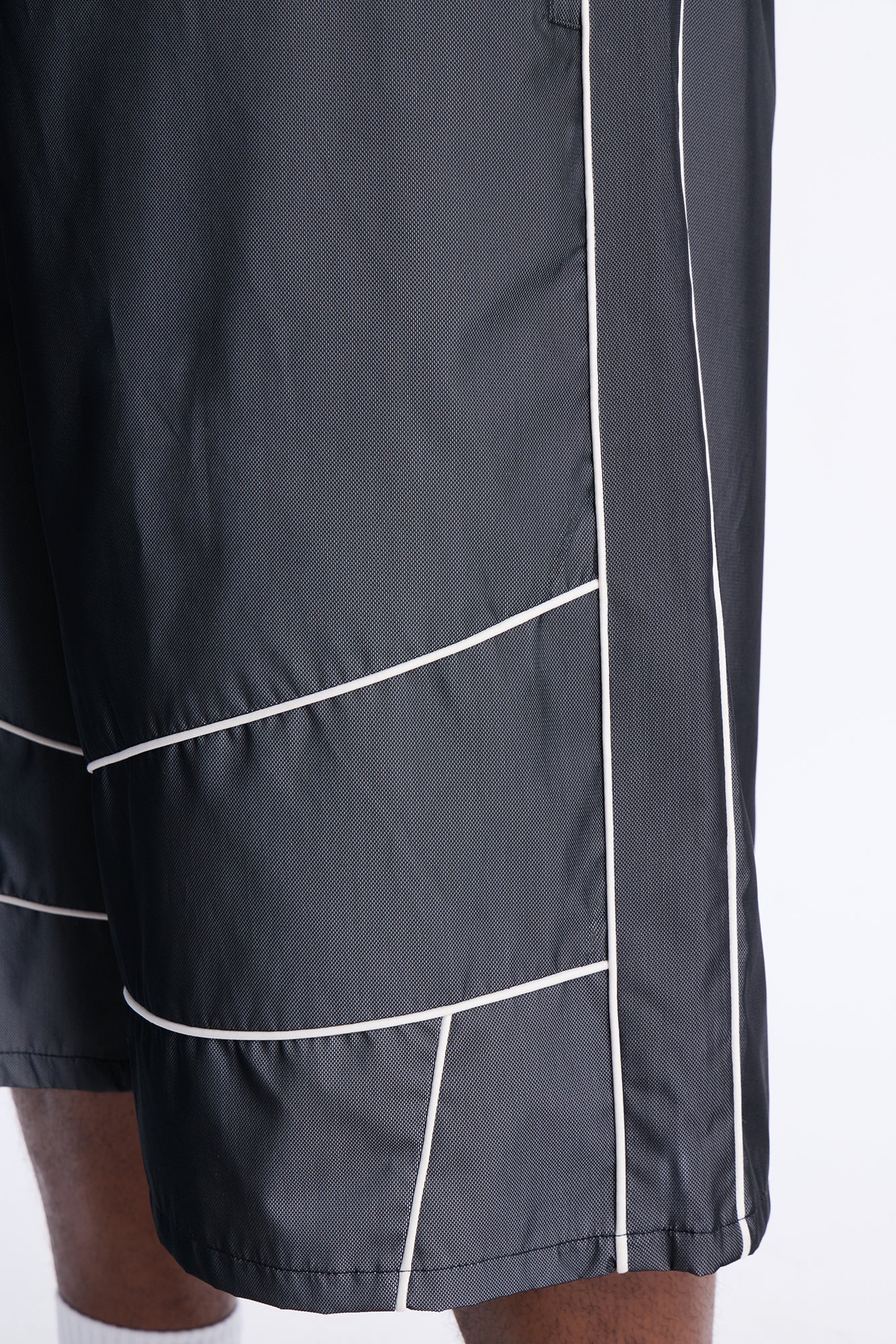 Baggy Chroma Reflective Mesh Overlay Short - PlatinumIce