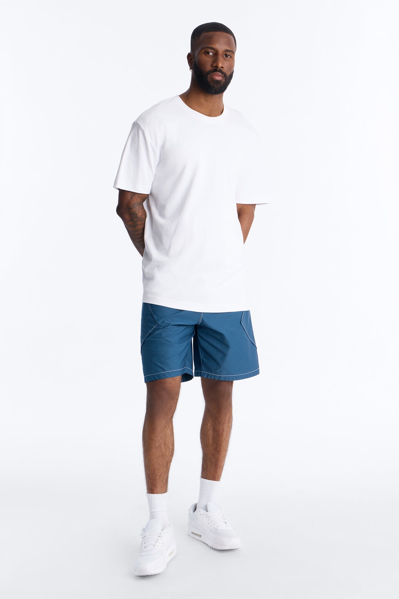 Relaxed Diamond Appeal Contrast Thread Short - Blue
