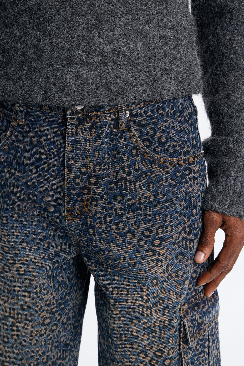 Snow Leopard Dusk Baggy Cargo Denim Short - Dark Wash
