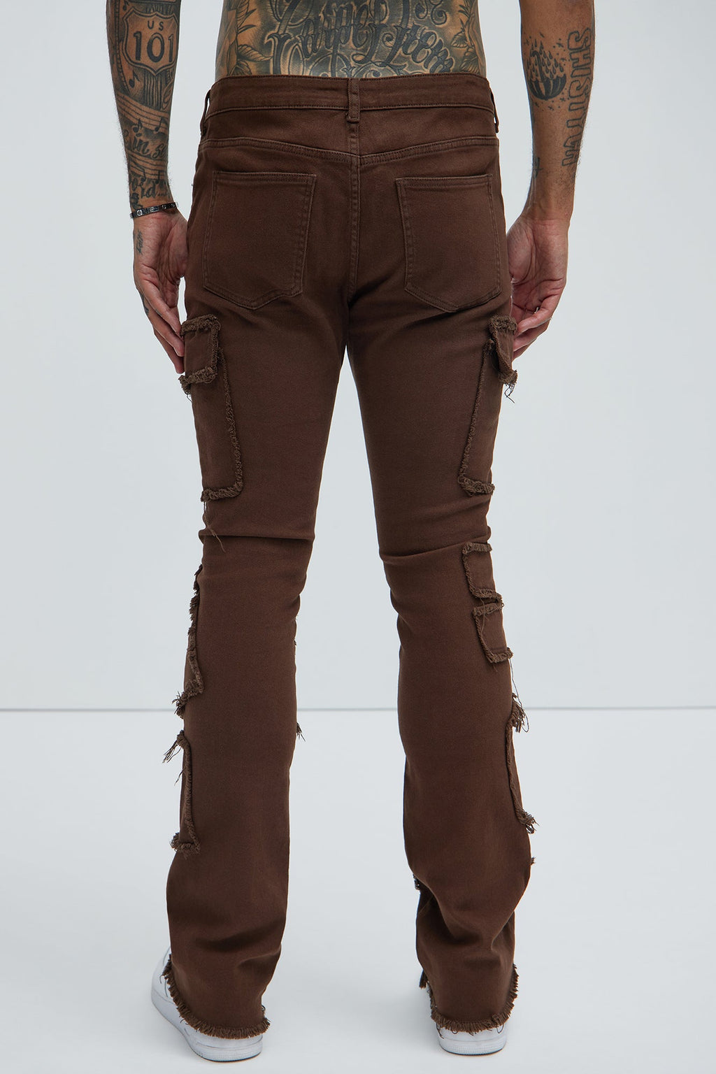 Trapping Frayed Stacked Skinny Flare Pants - Chocolate