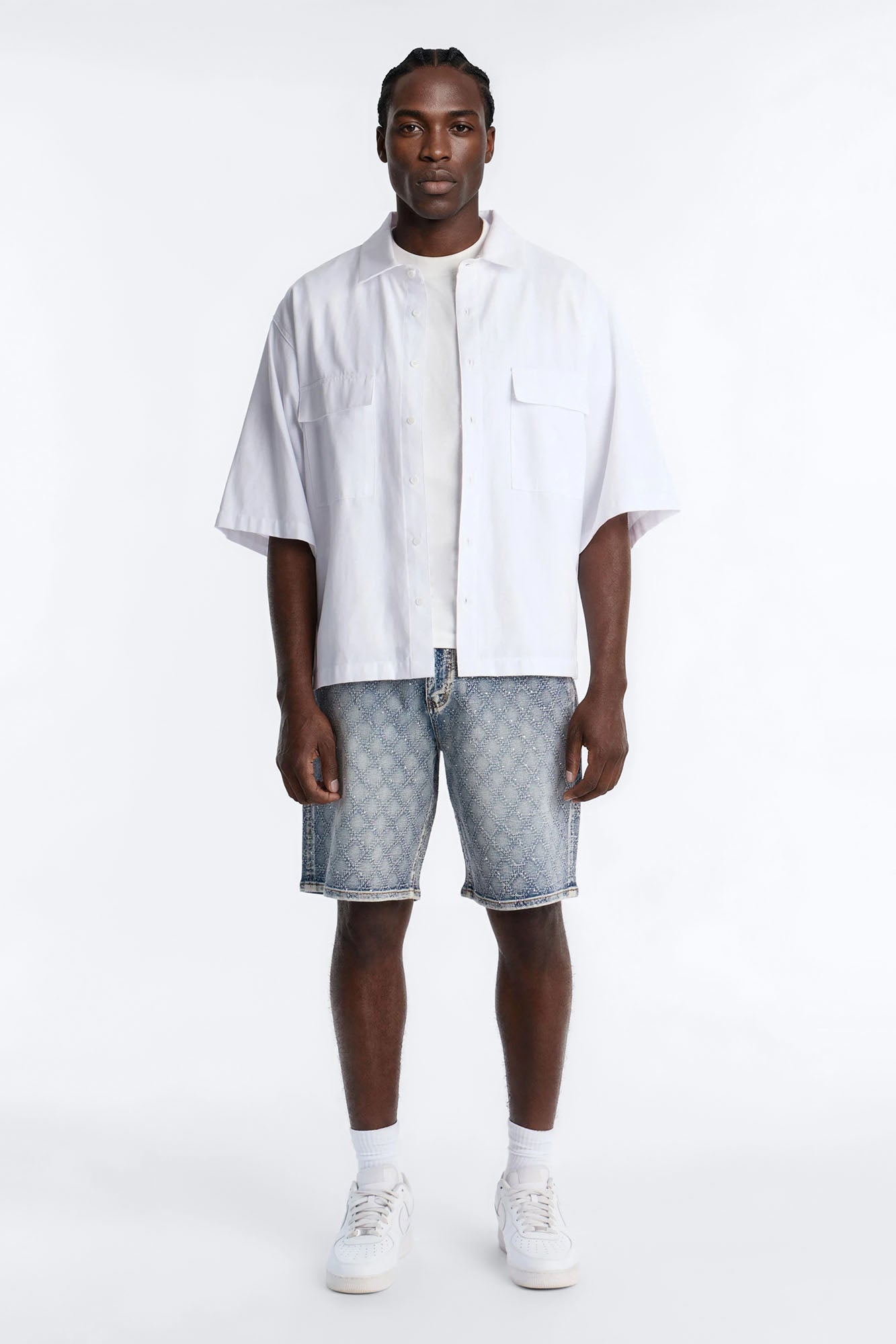 I Be Jeweled Relaxed Denim Short - Light Blue Wash