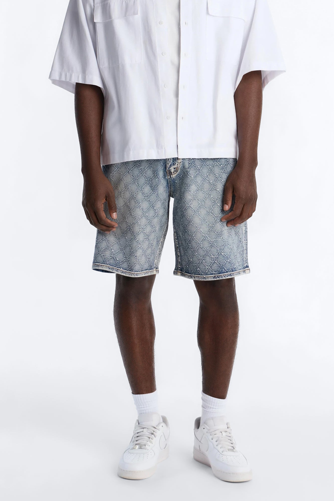 I Be Jeweled Relaxed Denim Short - Light Blue Wash