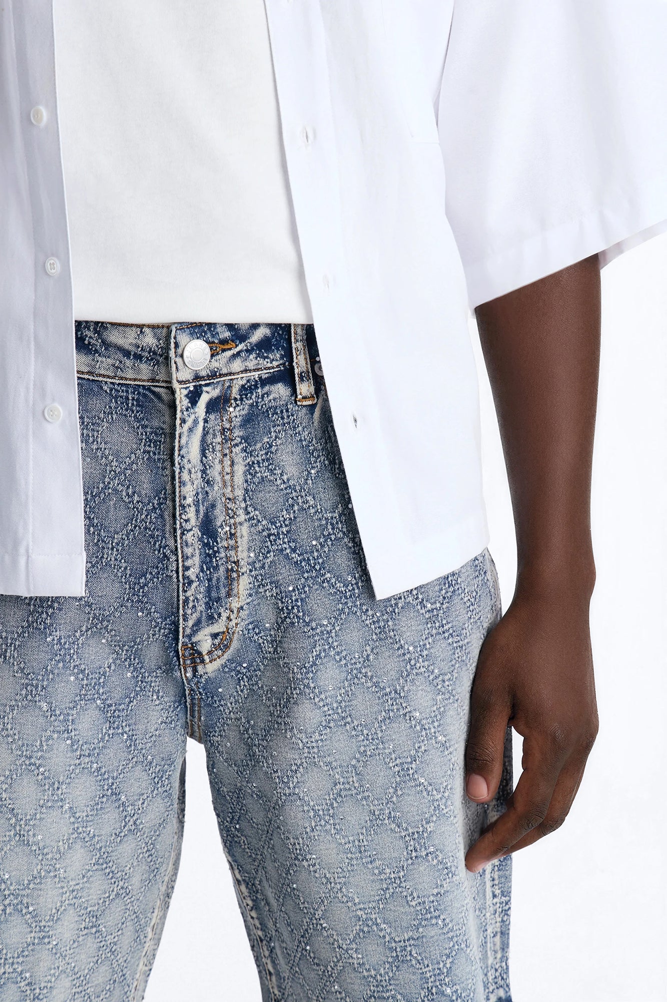I Be Jeweled Relaxed Denim Short - Light Blue Wash