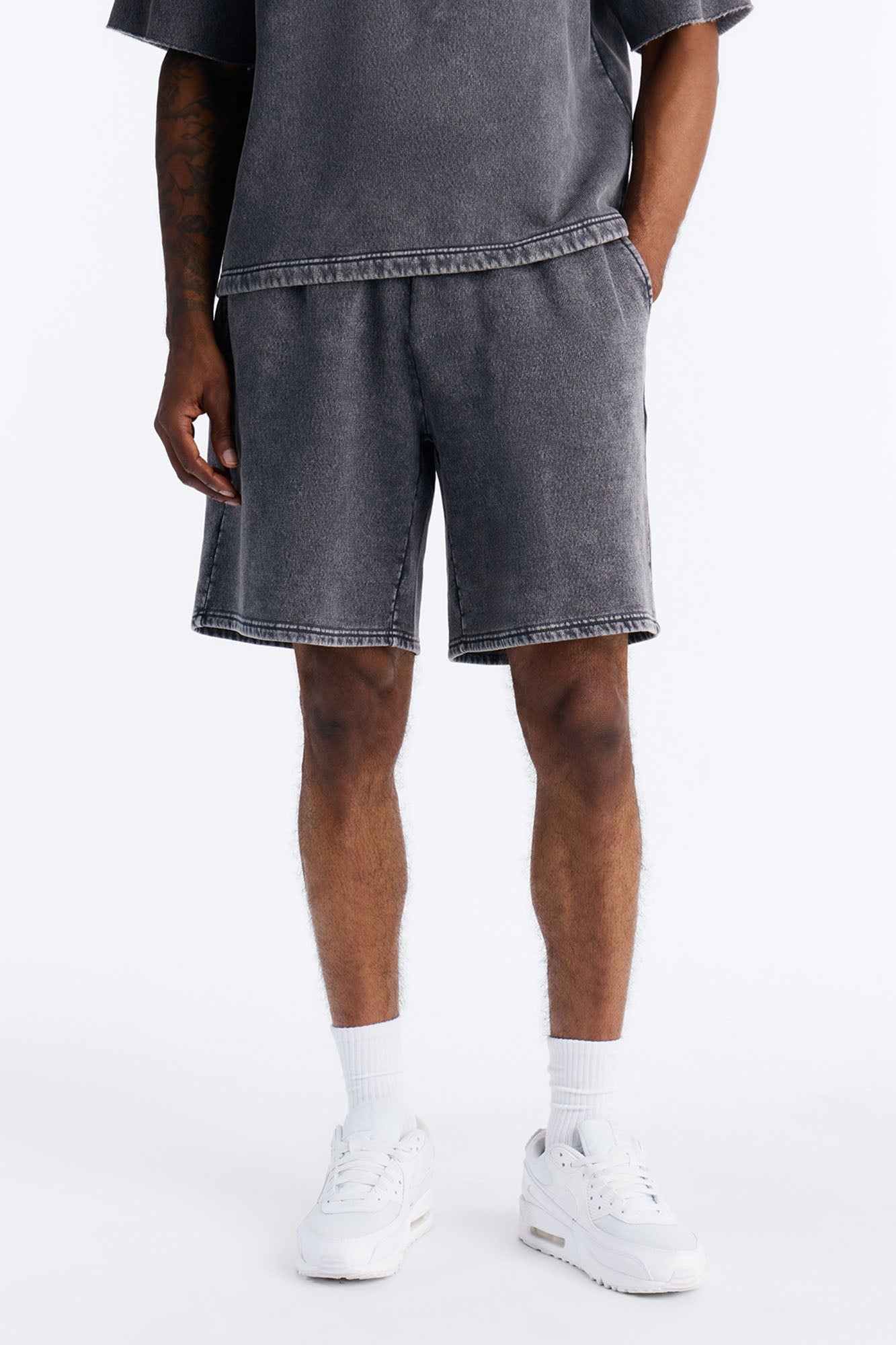 On The Go Washed Sweatshort - Charcoal