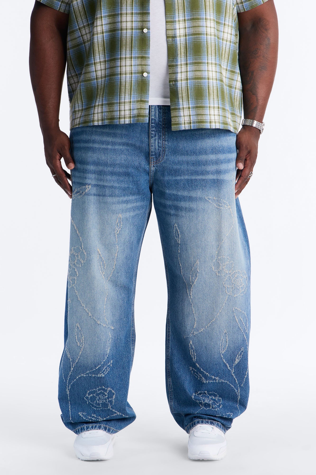 Barrel Etched Floral Jean - Medium Blue Wash