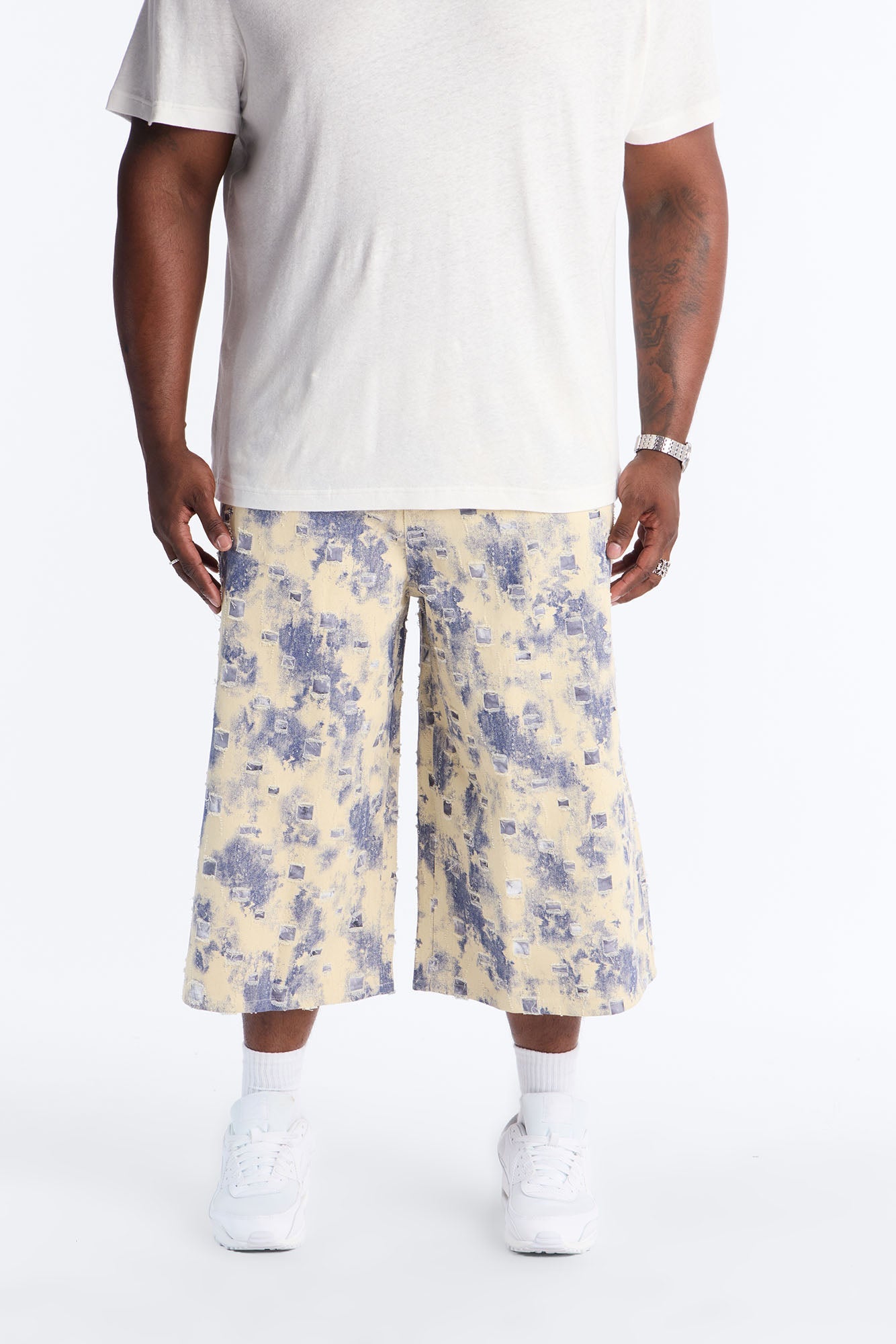 Super Baggy Azure Shred Denim Short - Bleach Blue Wash