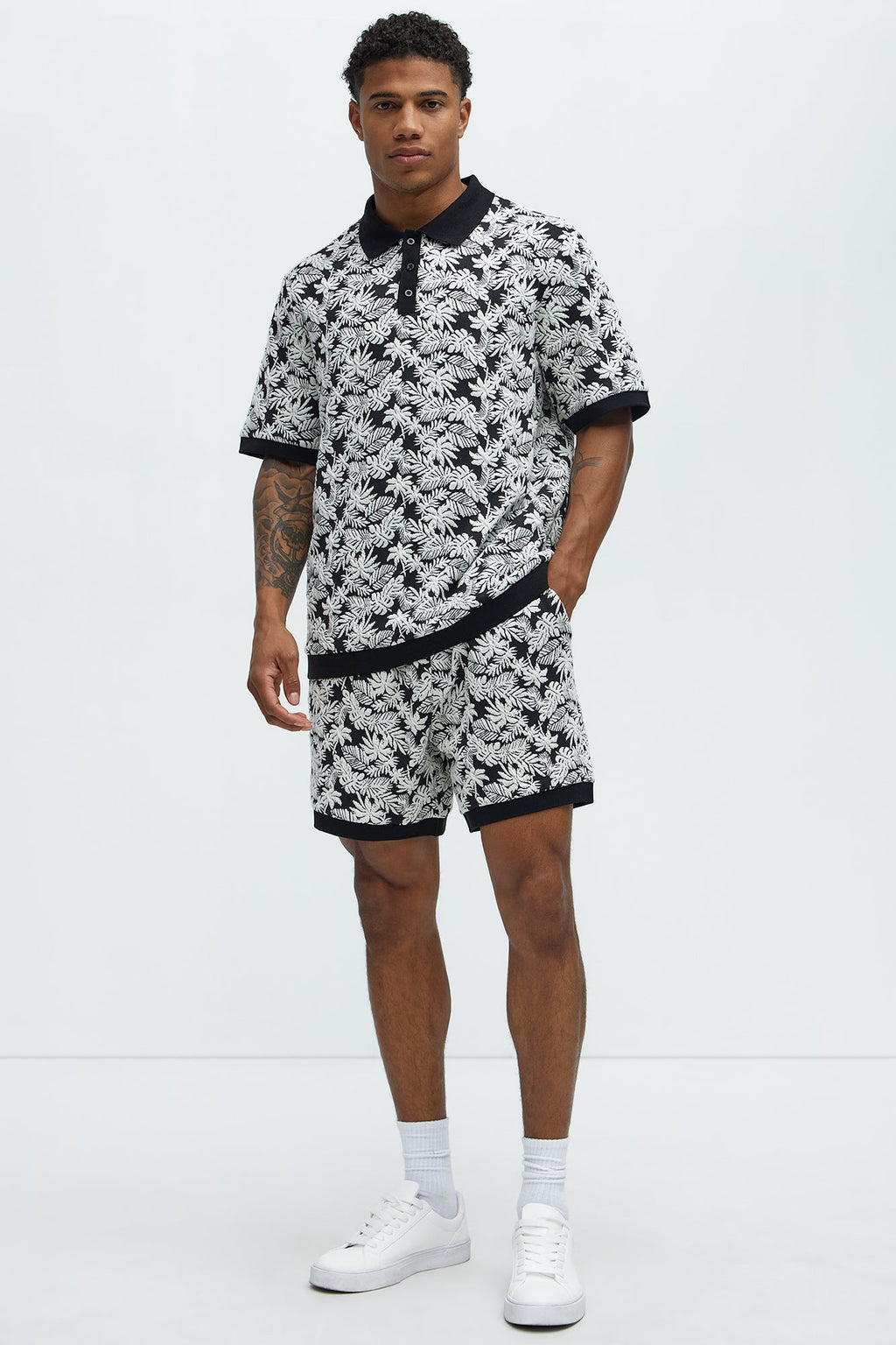 Tropical Textured Knit Shorts - Black/combo