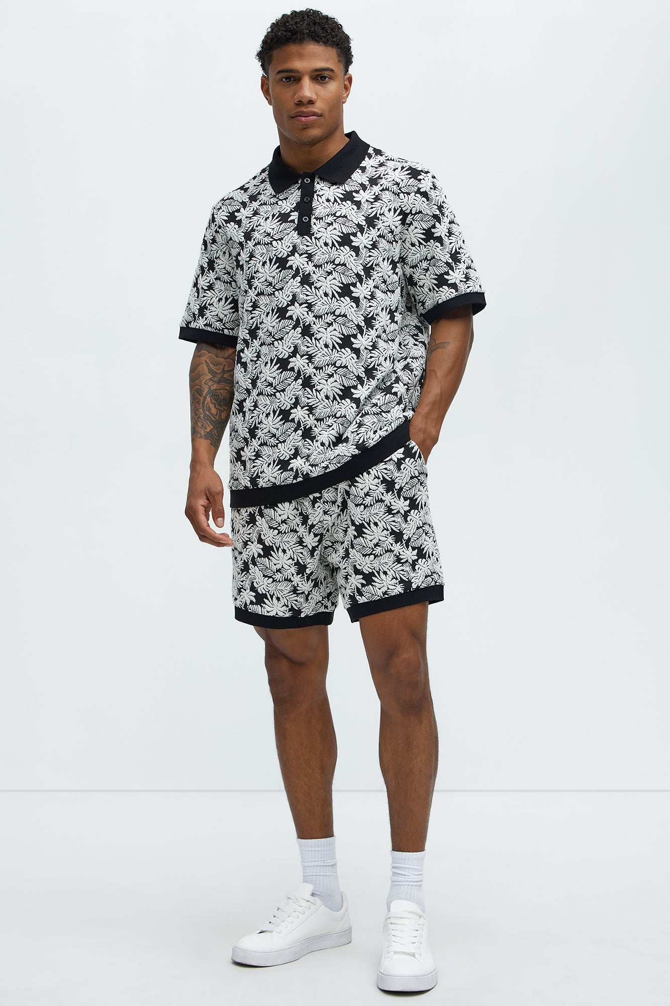 Tropical Textured Knit Shorts - Black/combo