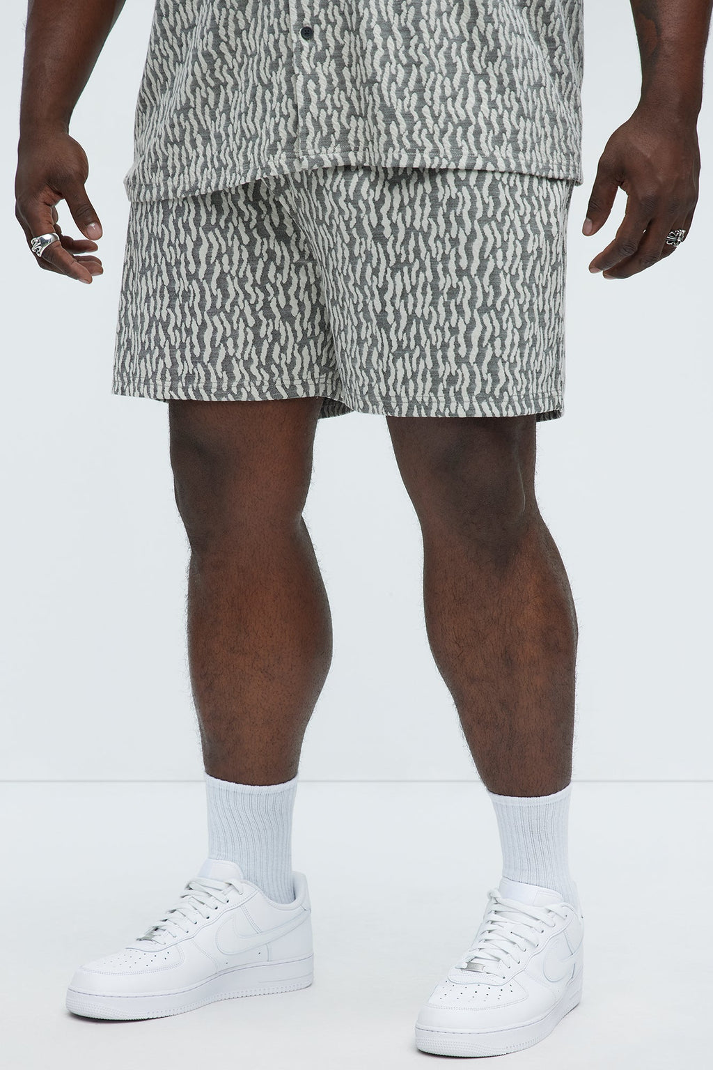 Havana Jacquard Relaxed Shorts - Grey