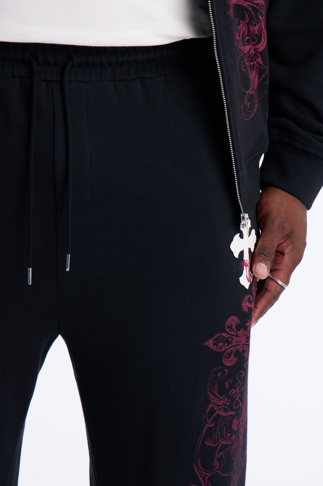 Pick Up Your Cross Patch Sweatpants - Black