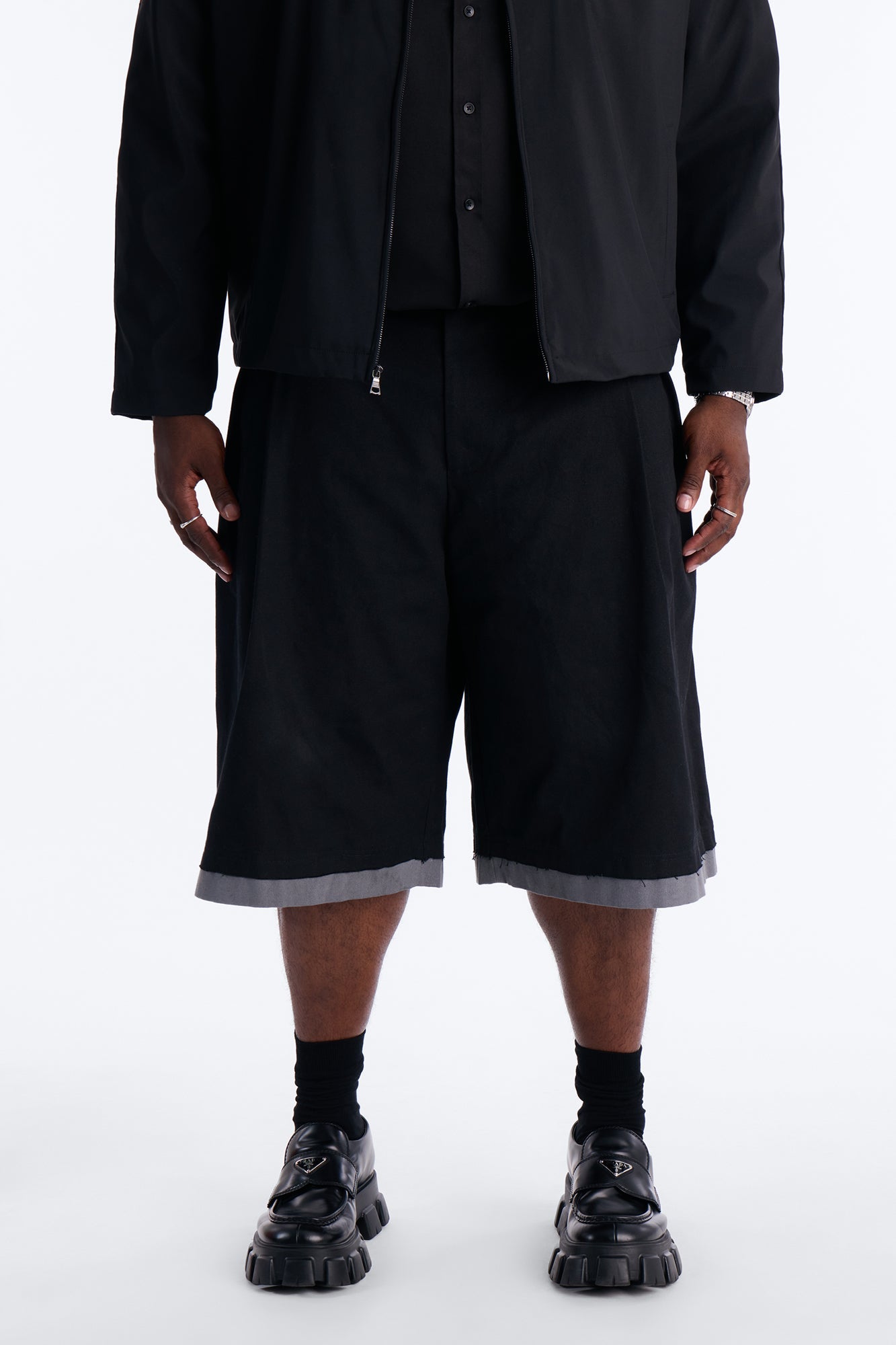 Baggy Pleated Milano Short - Black