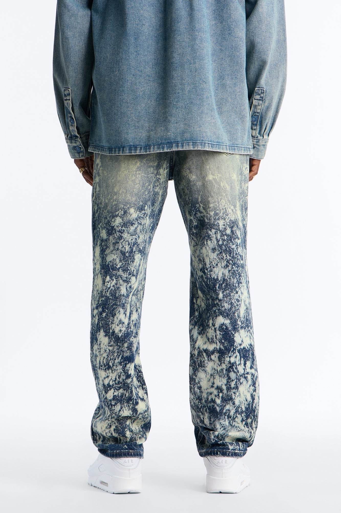 Timeless Bleach Washed Straight Jeans - Dark Wash