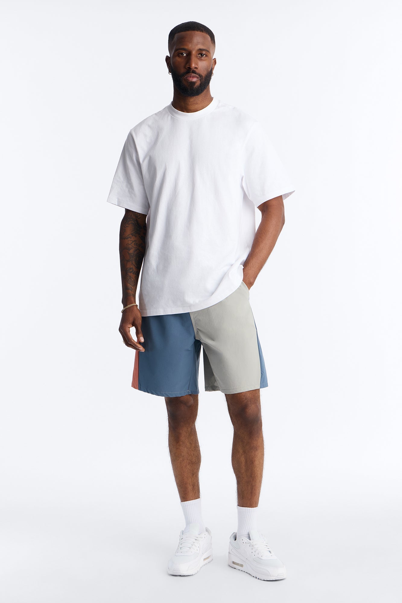 Relaxed Matari Color Blocked Short - Multi Color